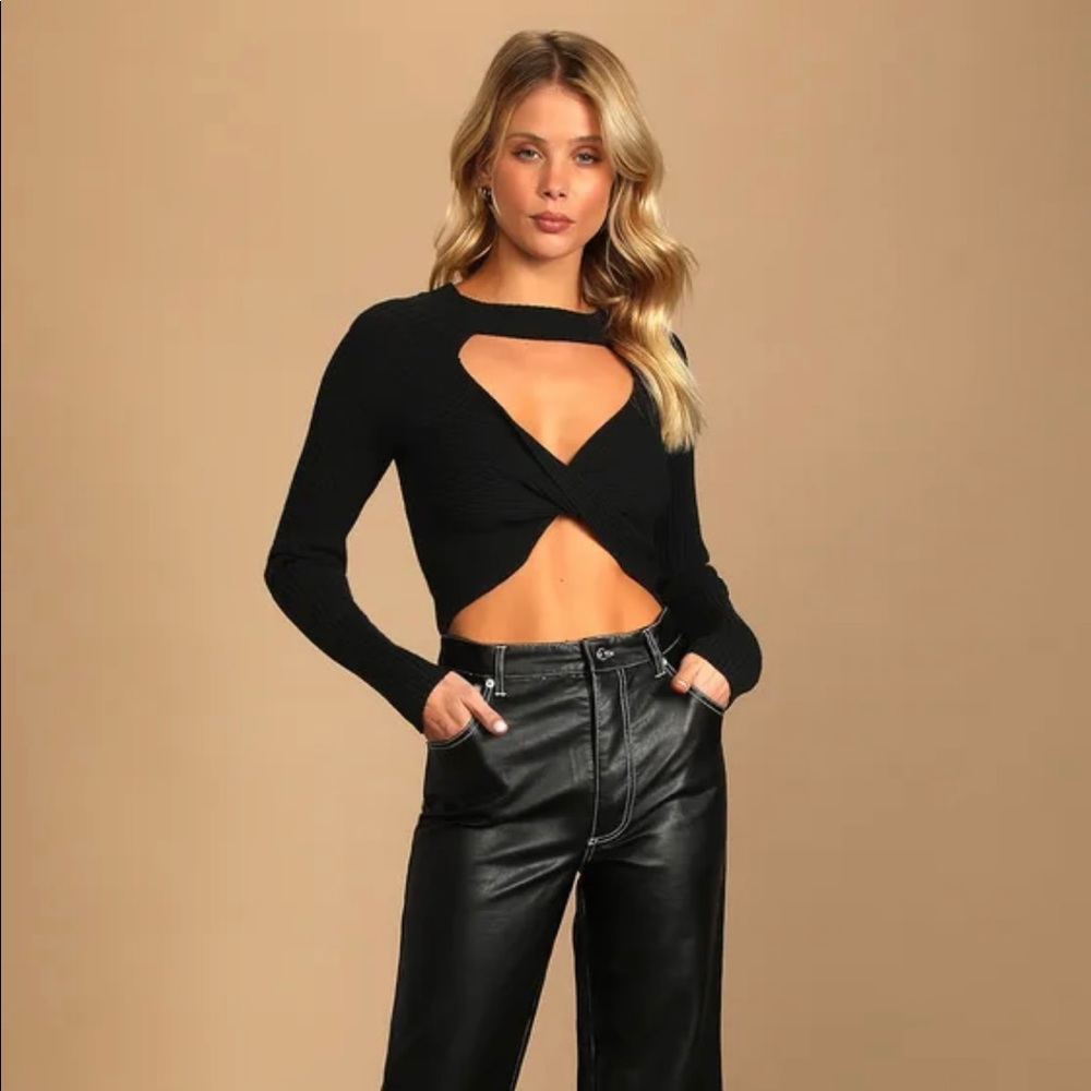 Lulus cropped sweater